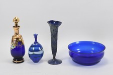 Q15L04- Konvolut Glas Karaffe handbemalt Schale 2x Vase 