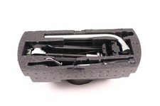 Werkzeugkasten Bordwerkzeug Wagenheber VW Beetle 5C Golf 5 6 Variant 1J0012115AF