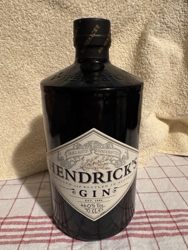 Hendricks gin - (44,53€/l),