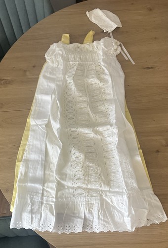 Taufkleid klassisch
