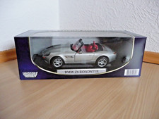 Motormax 1/18 BMW Z8 Roadster