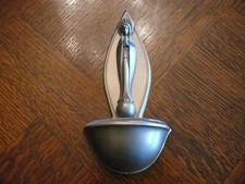 Dekorativer von ca. 1950  alter Weihwasserkessel Weihwasserbehälter Zinkguß