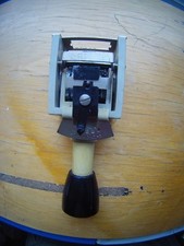 mechanischer Stempel für