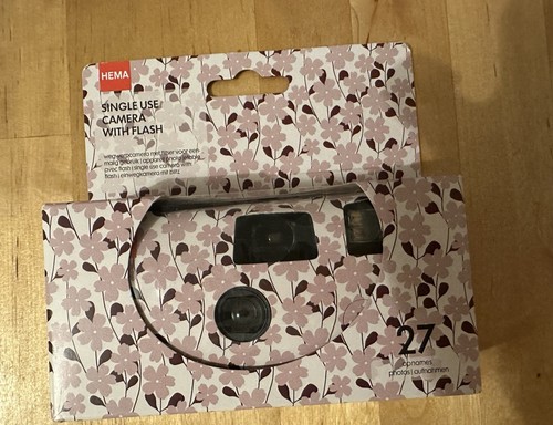 Einwegkamera mit blitz - blitz, kamera