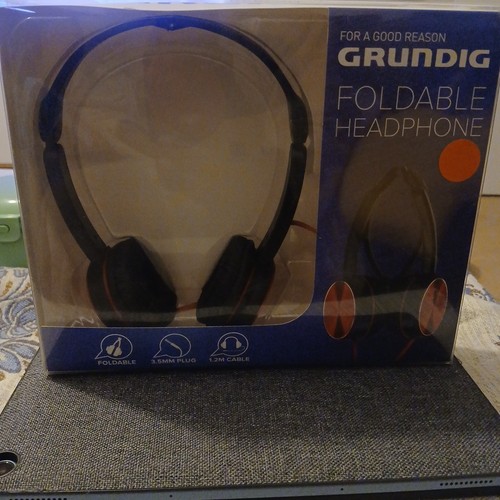Grundig foldable wired - foldable,