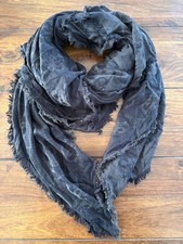 Guess Schal Schwarz Monogramm