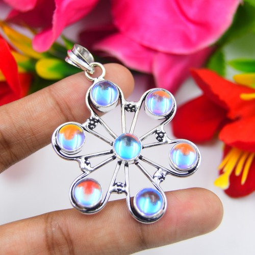 Milchiger opal edelstein - milchiger,