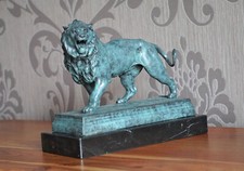 Bronze Statue Löwe sig