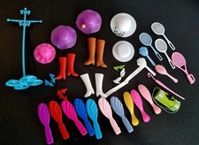 Konvolut Accessoires Schuhe Hüte Bürsten für Petra von Plasty Puppen 70er 80er J