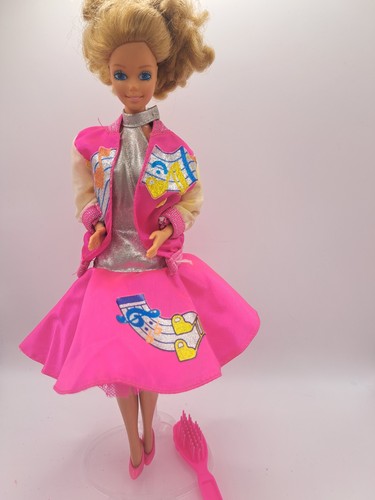 Magic curl barbie and the - curl,