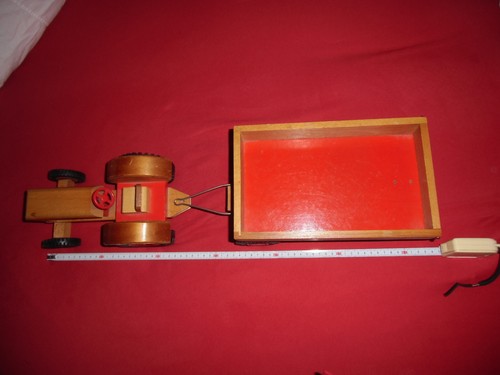 Holzspielzeug traktor mit - ,