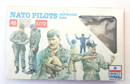 Esci 243 nato - esci, pilots
