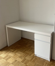 Ikea MALM Schreibtisch in Weiß, Breite: 140 cm Tiefe: 65 cm Höhe: 73 cm