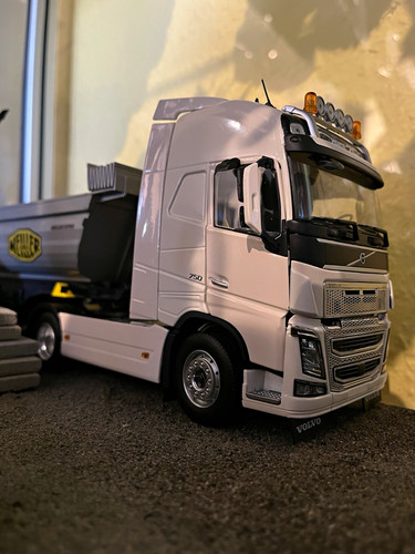 Volvo lkw modell mit - lkw-modell,