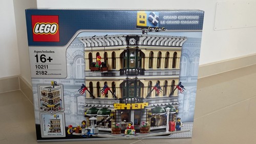Lego 10211 grand emporium - lego,
