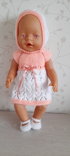 Handgestrickte puppenkleidung - handgestrickte,