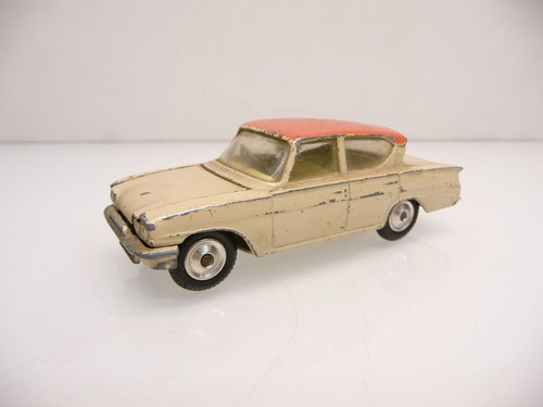 Corgi toys 234 ford - toys,