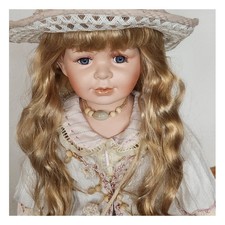 Porzellan-Sammlerpuppe – 69