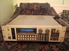 Akai S1100 Sampler