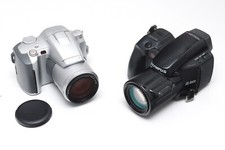 2 alte analoge OLYMPUS Kameras  - ungeprüft !