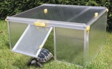 Juwel Schildkrötenhaus Paula, Wärmeisolierung, stufenlose Belüftung, Pendeltür