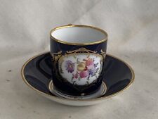 Schöne Nymphenburg Jugendstil Moccatasse mit Blumen, Kobalt und Gold
