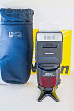 Nikon Speedlight SB-900 - very