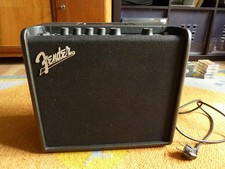 Fender Mustang LT 25 sehr