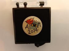 1 AIDA Pin 2014  Orig & Neu