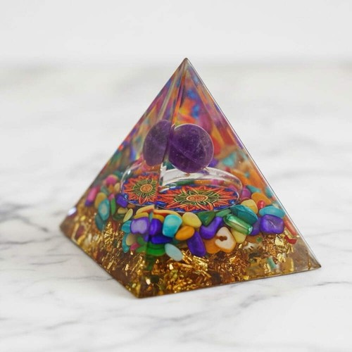 Orgonit pyramide 5cm - 5cm,