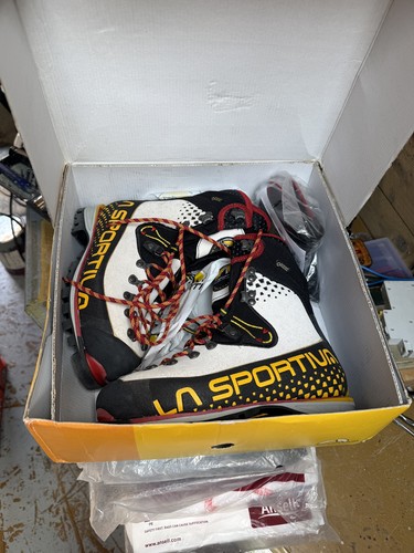 Damen sportiva nepal - sportiva, cube