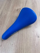 Retro Fahrradteile GES Made in Spain - Cobra Sattel Blau L: 270 mm B: 135 mm