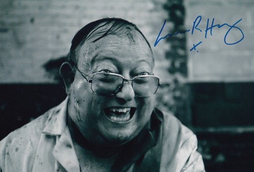 Laurence harvey signed - r,