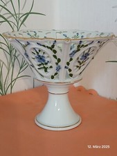 Porzellan, Durchbruch ,Gebäckschale ,auf Sockel, Florales Dekor