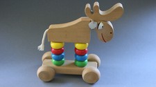 Vintage Holzspielzeug Elch Greif- und Schiebetier auf Rollen