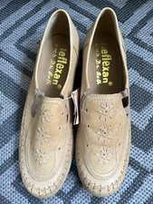 Reflexan Schuhe. Gesundheits-Fußbett Schuhe