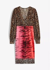 Figurbetontes Kleid mit tiefem Ausschnitt Gr. 40/42 Schwarz Rot Bedruckt Neu