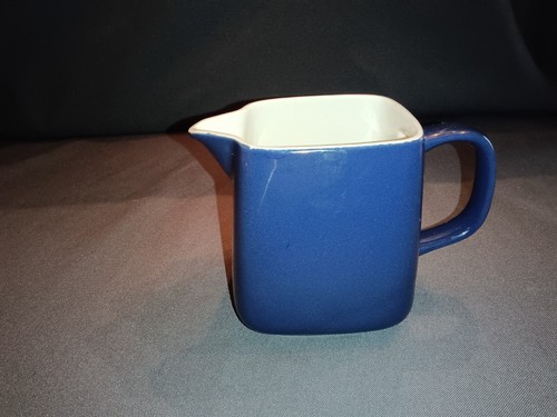 Eckiger milchkrug kanne - milchkrug,