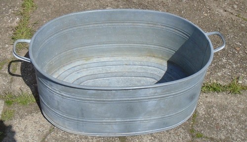 Alte zinkwanne wasser pflanzen - wasser,