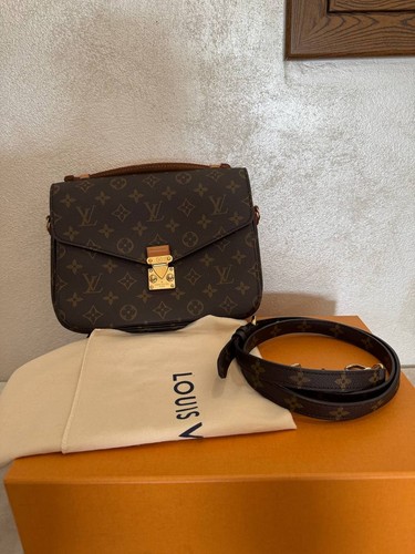 Louis vuitton pochette - louis, métis