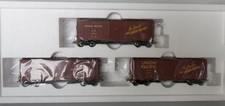 TRIX H0 23956 3er Set Box Cars