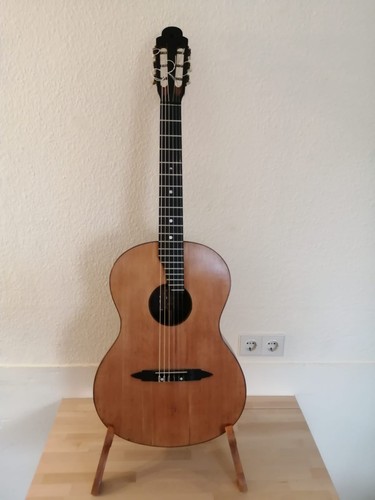 Alte antike gitarre - alte,