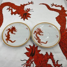 2 Untertassen mit Roten