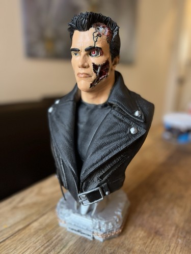 Terminator büste handbemalter - büste,