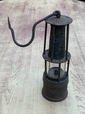 Alte Grubenlampe / Benzin-Wetterlampe mit Schlagzünder