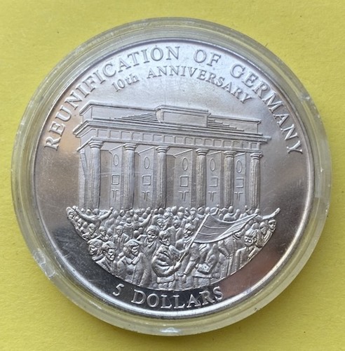 Liberia dollars 2000 - liberia,