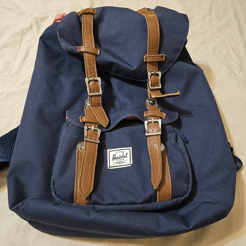 Herschel supply retreat - supply, co.