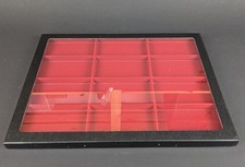 Sammelvitrine für Orden mit