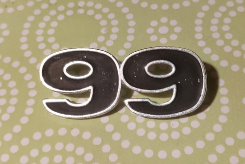 Saab emblem top - saab, 99