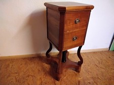 Tischchen   Unikat im  Biedermeierstil  Schreinerqualität  Kirschbaumholz